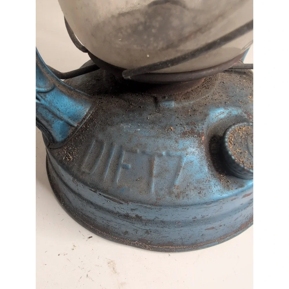 Vintage Dietz Little Wizard Kerosene Railroad Lantern Black With Clear Globe USA